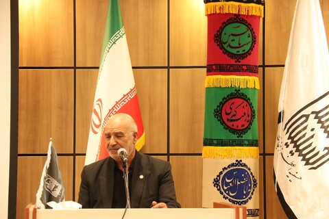 تصاویر/ نشست رؤسای هیئات مذهبی آذربایجان‌غربی با امام جمعه و مسئولین هیئات مذهبی زنجان