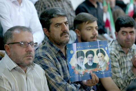 تصاویر/ حضور رئیس جمهور در جمع مردم سقز