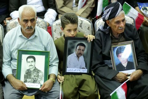 تصاویر/ حضور رئیس جمهور در جمع مردم سقز