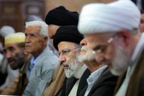 تصاویر/حضور رئیس جمهور در نماز جمعه اهل سنت سنندج