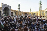 حشود المؤمنين في إيران يحيون يوم عرفة في أرجاء البلاد