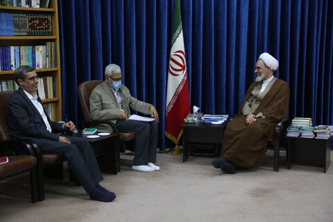 تصاویر/ دیدار رئیس سازمان ملی تعلیم و تربیت کودک با آیت الله اعرافی