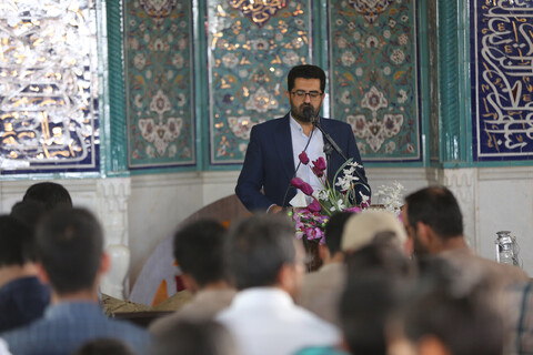 تصاویر/ اجتماع خادمان  شهدا در فرهنگ  سرای پایداری گلستان شهدای اصفهان