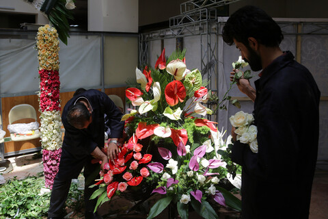 تصاویر/ حال و هوای حرم مطهر رضوی در دهه ولایت