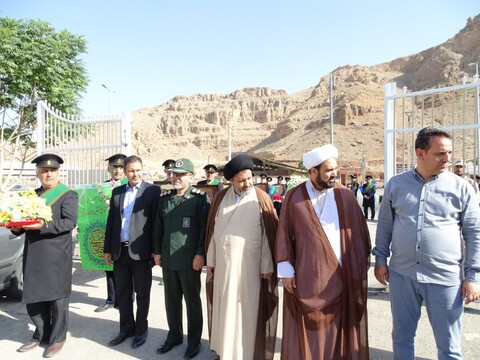 تصاویر/ حضور خادمین مسجد جمکران در زندان، خانه سالمندان و بیمارستان فجر ماکو