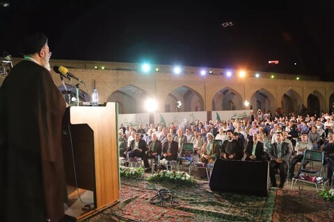 تصاویر/ کنگره بین المللی شعر ترکی غدیر در تبریز