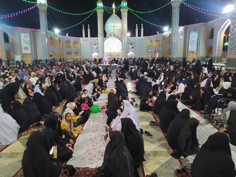 تصاویر: اطعام ۸ هزار نفری استان مقدس هلال بن علی آران وبیدگل درشب عیدغدیر