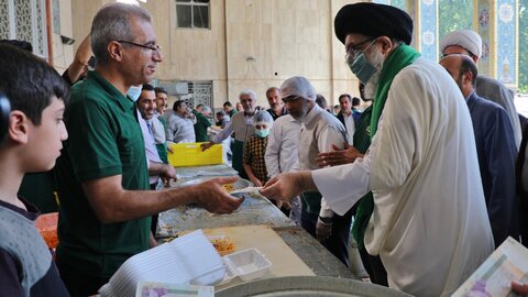 جشن بزرگ عید غدیر در مصلی کرج برگزار شد / طبخ و توزیع ۱۴ هزار پرس غذا