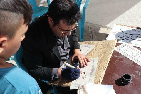 تصاویر/ بازسازی و بازخوانی واقعه عیدغدیرخم در پارک «سراب کوثر» شهر قروه