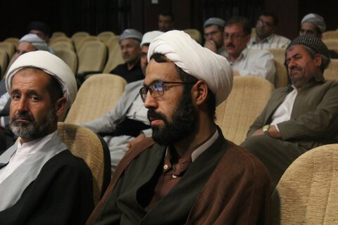 تصاویر/ همایش تبلیغی روحانیون اهل سنت کردستان با حضور معاون تبلیغ حوزه های علمیه کشور