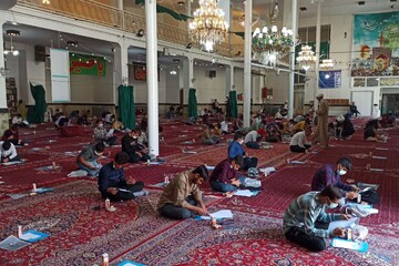 تصاویر / آزمون ورودی حوزه علمیه استان همدان