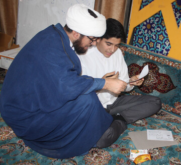 رقابت ۲۰۰ داوطلب در آزمون ورودی حوزه علمیه کرمانشاه