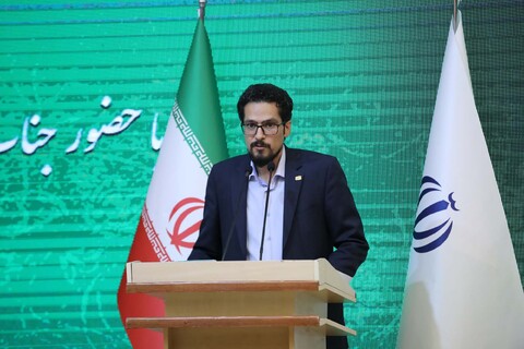 تصاویر / نشست فعالان فرهنگی استان همدان با حضور وزیر ارشاد