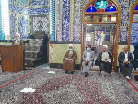 تصاویر/ حضور آیت‌الله اعرافی در محل آزمون ورودی حوزه‌های علمیه در یزد