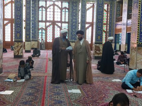 تصاویر/ حضور آیت‌الله اعرافی در محل آزمون ورودی حوزه‌های علمیه در یزد