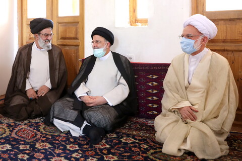 تصاویر/ بازدید رئیس جمهور از بیت امام خمینی (ره) در اراک