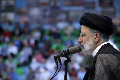 تصاویر/ دیدار رئیس جمهور با اقشار مختلف مردم اراک