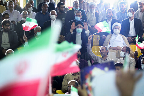 تصاویر/ دیدار رئیس جمهور با اقشار مختلف مردم اراک