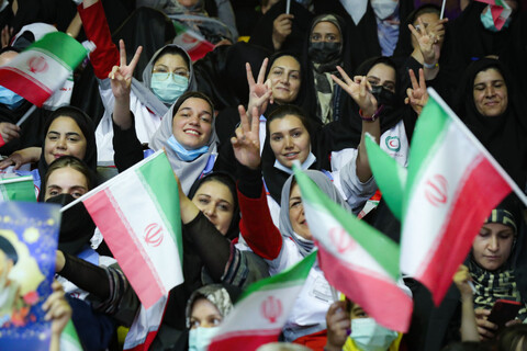 تصاویر/ دیدار رئیس جمهور با اقشار مختلف مردم اراک