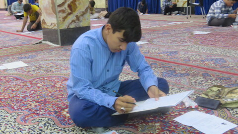 تصاویر شرکت کنندگان در آزمون ورودی حوزه های علمیه «مسجد روضه محمدیه"حظیره") استان یزد