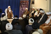 Photo/ Grand Ayatollah Nouri Hamedani meets group of elite seminary professors and missionaries
