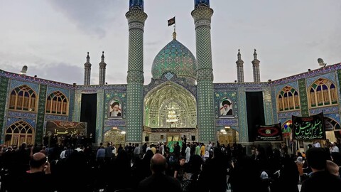 تصاویر: اذان عزای امام حسین (ع)دراستان مقدس هلال بن علی (ع)آران وبیدگل