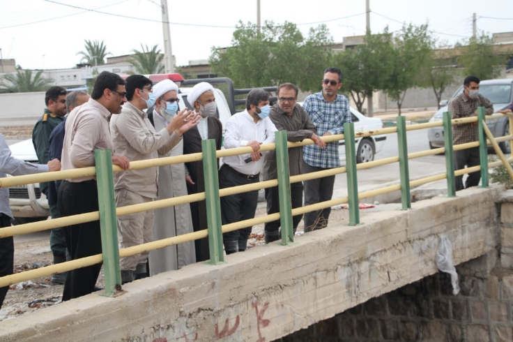 فیلم| بازدید امام جمعه بوشهر از مناطق سیل زده برازجان