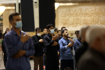 مراسم عزاداری شهادت امام رضا(ع) در حرم بانوی کرامت