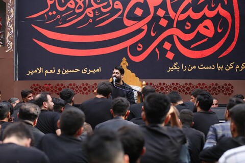 تصاویر/ مراسم عزای حسینی هیئت حیدریون اصفهان در گذرفرهنگی چهارباغ