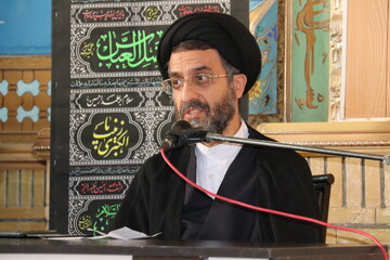 شیعه انگلیسی به دنبال تفرقه در بین امت اسلام است