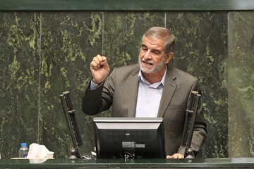 تذکر کتبی دکتر جوکار به وزیر راه در پی ضرب و شتم فرزند شهید در قطار