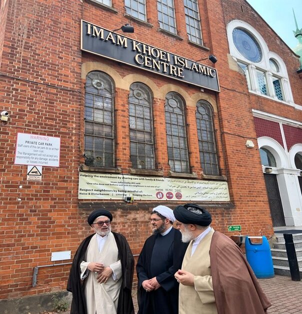 سفر امام و مدیر مرکز اسلامی هامبورگ به لندن