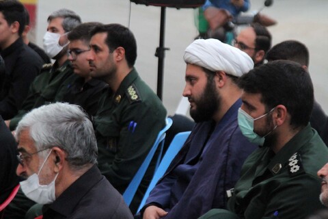 تصاویر / حضور امام جمعه همدان در مراسم روضه درب منزل شهید طلایی