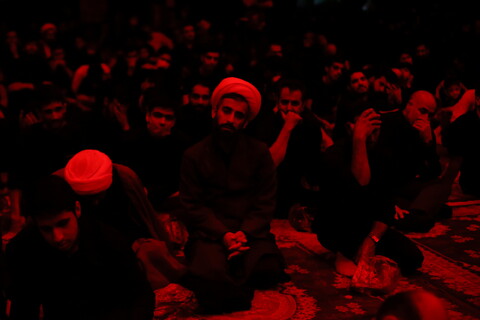 تصاویر/عزاداری هیئت دانش آموزی باران در حسینیه شهدای بسیج اصفهان