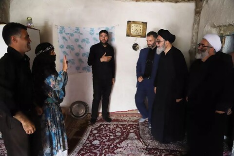تصاویر/ پیگیری حضوری مشکلات روستای محروم پشتاب توسط نماینده ولی فقیه در آذربایجان شرقی