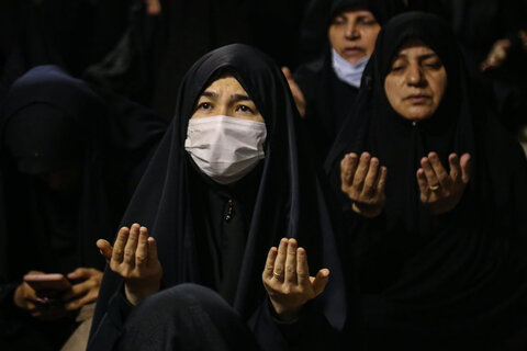 محفل عزاداری بانوان در حرم حضرت معصومه(س)