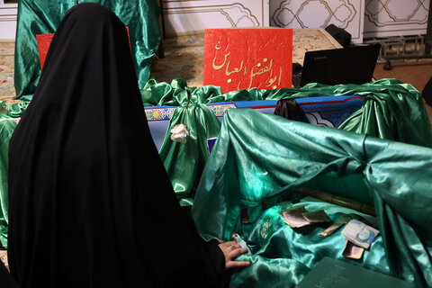 محفل عزاداری بانوان در حرم حضرت معصومه(س)