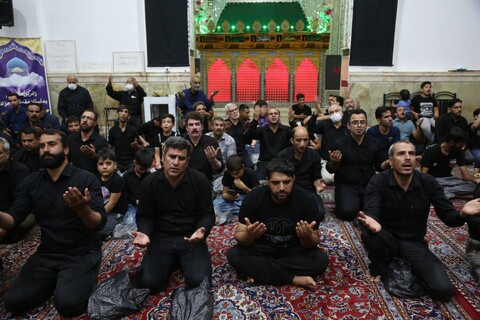 تصاویر/ عزاداری هئیت حضرت ابوالفضل(ع) لر زبان های مقیم قم