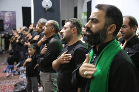 تصاویر/ عزاداری هئیت حضرت ابوالفضل(ع) لر زبان های مقیم قم