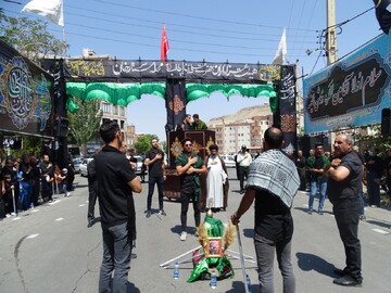 تصاویر/ مراسم عزاداری تاسوعای حسینی در ماکو