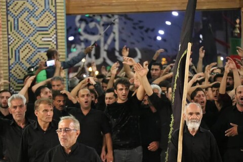 تصاویر:عزاداری شب تاسوعای حسینی در حرم محمد هلال بن علی (ع)آران وبیدگل