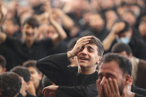 تصاویر / مراسم عزای اباعبدالله الحسین (ع) در هیئت کف العباس - قم