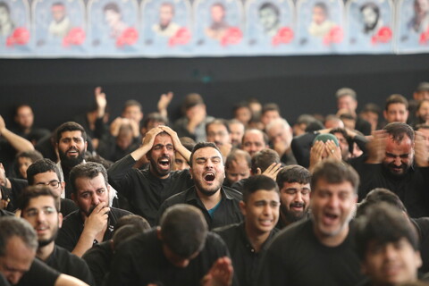 تصاویر / مراسم عزای اباعبدالله الحسین (ع) در هیئت کف العباس - قم