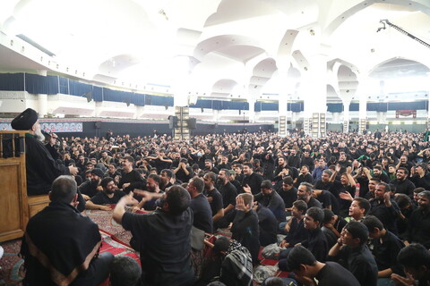 تصاویر / مراسم عزای اباعبدالله الحسین (ع) در هیئت کف العباس - قم