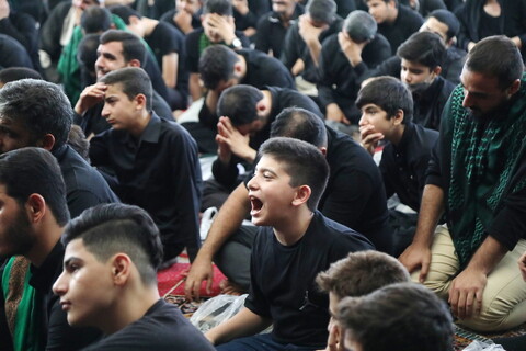 تصاویر / مراسم عزای اباعبدالله الحسین (ع) در هیئت کف العباس - قم