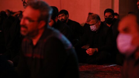 مراسم عزاداری شب تاسوعای حسینی (علیه‌السلام) در مصلی امام خمینی