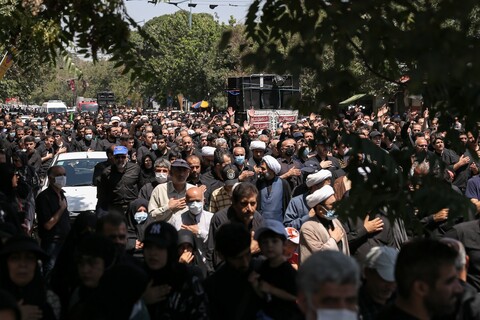 تصاویر/ حرکت دسته عزاداری روز تاسوعا حسینی در قزوین