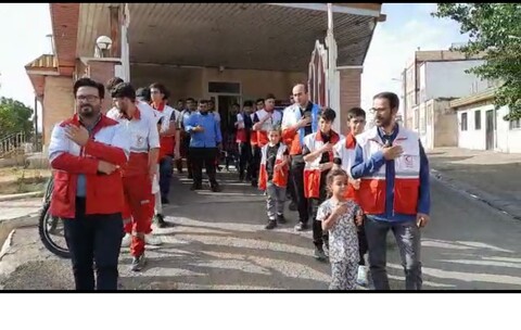 تصاویر/ عزاداری طلاب مدرسه علمیه امیرالمؤمنین(ع) در جمعیت هلال احمر شهرستان آوج