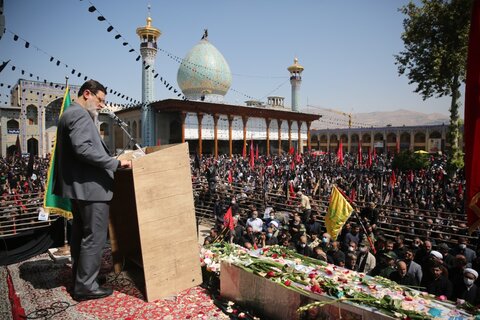 تصاویر| تشییع پیکر شهید اسکندری در سومین حرم اهل بیت(ع)