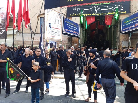 تصاویر:مراسم عاشورای حسینی دربازارکاشان
